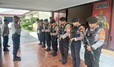 “Polres-Sikka-Polda-NTT-Perkuat-Pengamanan-Obvit,-Kasat-Samapta-Pimpin-Apel-Kesiapsiagaan”