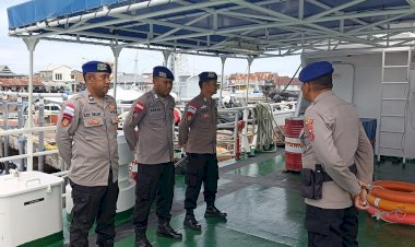 “Arahkan-Personel-Siaga,-Polairud-Sikka-Polda-NTT-Bersiap-Hadapi-Kondisi-Laut-Tak-Bersahabat”
