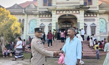 Patroli-Menyeluruh-Polres-Sikka-Polda-NTT,-Tak-Ada-Ruang-Gangguan-Saat-Ibadah-Minggu