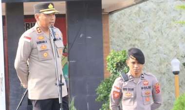 Tegaskan-Komitmen-Profesionalisme-Polri-di-Awal-Tahun-2026-Kapolres-Sikka-Pimpin-Apel-Pagi-dan-Jam-Pimpinan,