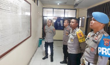 24-Jam-Tanpa-Gangguan,-Polres-Sikka-Polda-NTT-Tegakkan-Disiplin-dan-Keamanan-Menyeluruh