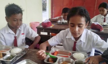 Program-Makan-Bergizi-Gratis-Bergulir-Masif-di-Kabupaten-Sikka,-13-Dapur-SPPG-Layani-Puluhan-Ribu-Penerima-Manfaat