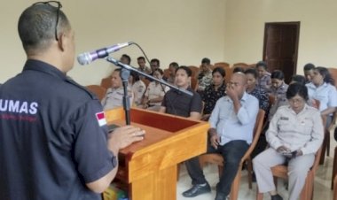 Binroh-Lintas-Agama,-Polres-Sikka-Polda-NTT-Bangun-Fondasi-Moral-Personel-Polri