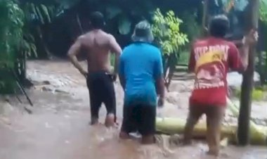 Drainase-Tak-Memadai,-Hujan-Lebat-Kembali-Datangkan-Banjir-di-Wailiti-Sikka