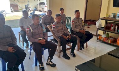 Bangun-Polisi-Berkarakter,-Polsek-Jajaran-Polres-Sikka-Polda-NTT-Rutin-Asah-Spiritualitas