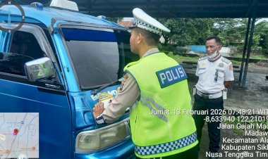 Operasi-Turangga-2026,-Satlantas-Polres-Sikka-Polda-NTT-Sapa-Pengendara-Sejak-Pagi