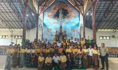 Patroli-“Minggu-Kasih”-Polsek-Lela-Polres-Sikka-Amankan-Misa-Pentahtaan-Salib-NYD,-Ribuan-Umat-Beribadah-dengan-Khidmat-dan-Aman