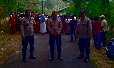 Dari-Prosesi-Iman-ke-Patroli-Malam:-Polsek-Lela-Polres-Sikka-Pastikan-Wilayah-Tetap-Aman-dan-Kondusif