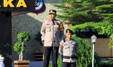 “Satu-Barisan,-Satu-Komando:-Kapolres-Sikka-Tekankan-Integritas,-Gaktibplin-Jadi-Bukti-Nyata