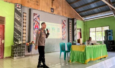 Lawan-Perundungan-Sejak-Dini:-Polres-Sikka-Tanamkan-Nilai-Persahabatan-di-SMPK-Bina-Wirawan-Maumere