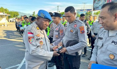 “Propam-Polres-Sikka-Gencarkan-Gaktibplin,-AKP-Fransiskus-Somba-Say-Kobarkan-Semangat-Disiplin-Personel”