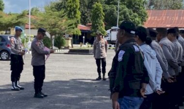 Ruang-Demokrasi-Dibuka,-Potensi-Gangguan-Diantisipasi:-Polres-Sikka-Siaga-Kawal-Aksi-Mahasiswa
