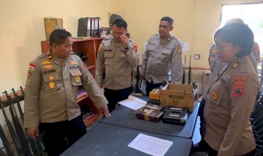 “Perkuat-Tata-Kelola-Logistik,-Biro-Logistik-Polda-NTT-Supervisi-Baglog-Polres-Sikka”