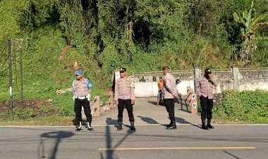 Pengamanan-Maksimal-Polsek-Paga-Polres-Sikka-Iringi-Penyambutan-Kontingen-Nusra-Youth-Day-III-di-Lekebai
