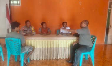Bhabinkamtibmas-Polres-Sikka-Hadir-Menjawab-Persoalan-Warga,-Kawal-Kepastian-Hukum-dan-Perkuat-Kamtibmas-Jelang-Pilkades-2026