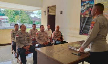 Melalui-Pembinaan-Rohani,-Polres-Sikka-Perkokoh-Integritas-dan-Profesionalisme-Personel-di-Jajaran-Polsek