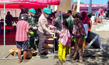 Gerak-Cepat-di-Tengah-Bencana,-Unit-Siaga-Logistik-Posko-Samador-Pastikan-Pengungsi-Gempa-Tetap-Mendapat-Asupan-Makanan