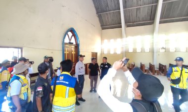 Menteri-PU-Turun-ke-Palue-Sikka,-Dua-Gereja-Terdampak-Gempa-Jadi-Fokus-Rekonstruksi-Tahan-Gempa