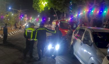 Polres-Sikka-Bergerak,-14-Motor-Berknalpot-Brong-Terjaring-Patroli-Malam