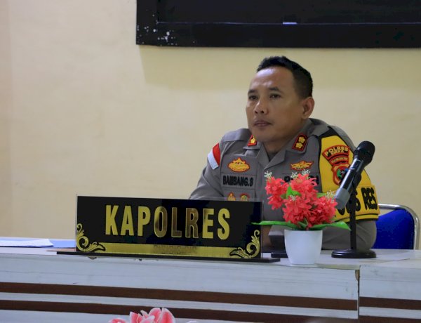 Perkuat Kerja Sama, Kapolres Sikka Pimpin Anev Bersama Kapolsek Jajaran