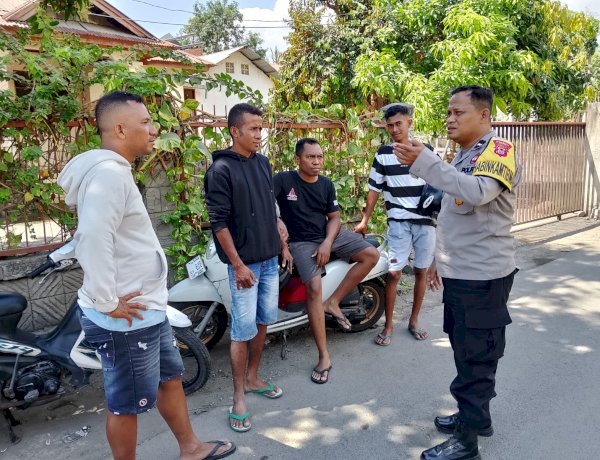 Personil Polsek Alok Polres Sikka Polda NTT Laksanakan Patroli Kamtibmas