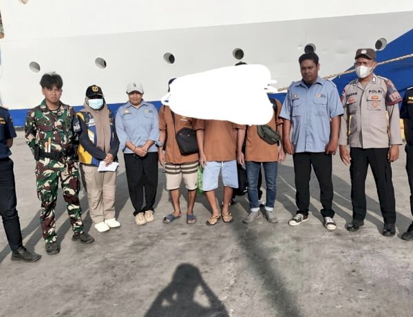 Dari Pelabuhan ke Kampung Halaman, Polres Sikka Polda NTT Kawal Tiga PMI Deportasi Pulang dengan Aman