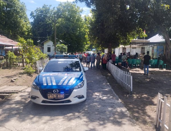 Pengawalan Kunjungan Kerja Ibu Wakil Gubernur NTT Oleh Sat Lantas Polres Sikka Polda NTT