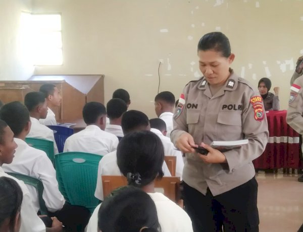 Jaga Masa Depan Generasi Muda, Polres Sikka Polda NTT Sentuh Pelajar SMK 3 Maumere Lewat Himbauan Kamtibmas
