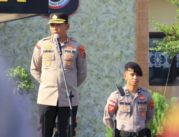Kapolres Sikka Gemakan Peringatan Keras di Apel Pagi: Jangan Cederai Seragam dengan Pelanggaran