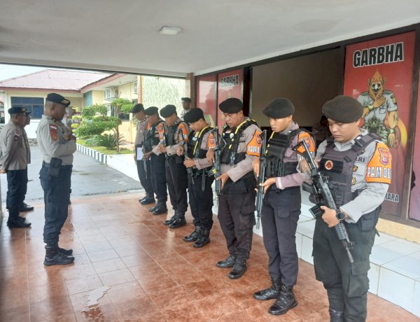 “Polres Sikka Polda NTT Perkuat Pengamanan Obvit, Kasat Samapta Pimpin Apel Kesiapsiagaan”