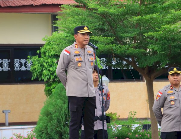 Penguatan Etika dan Disiplin, Kapolres Sikka Tekankan Diapel Pagi dan Jam Pimpinan