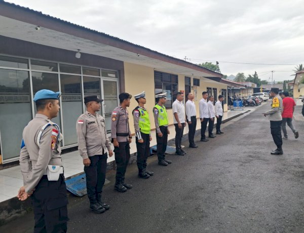 Disiplin dan Siaga, Polres Sikka Polda NTT Awali Piket dengan Apel dan Pengecekan Menyeluruh