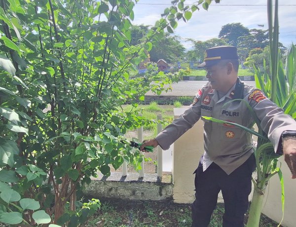 Maknai Isra Mi’raj 1447 H, Jajaran Polres Sikka Polda NTT Gelar Bakti Sosial Serentak Penuh Nilai Pengabdian