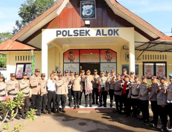 Polsek Alok Polres Sikka Perkuat Kamtibmas Lewat Problem Solving, Pengamanan Bandara, dan Aksi Humanis Bhabinkamtibmas