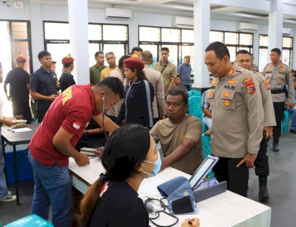 Polres Sikka Polda NTT Perkuat Aksi Kemanusiaan, Donor Darah Dies Natalis ke-32 PMKRI Maumere