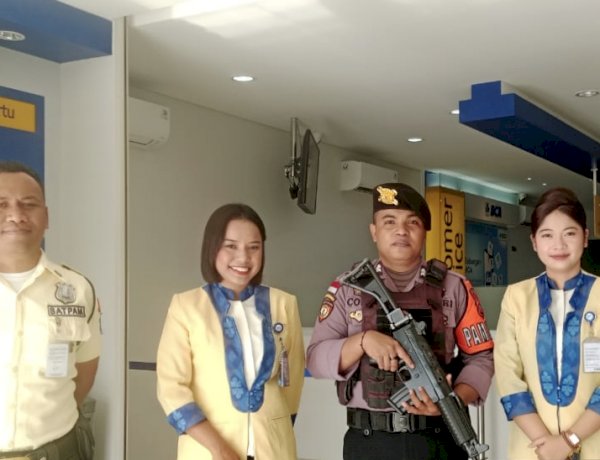 Dari Patroli hingga Pengawalan Kas, Samapta Polres Sikka  Polda NTT Jaga Ketat Keamanan BCA KCP Maumere