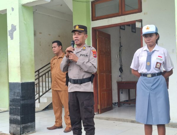 Apel Bendera Berujung Edukasi, Kasat Binmas Polres Sikka Polda NTT Gaungkan Sekolah Bebas Bullying