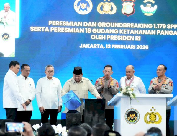 PRESIDEN PRABOWO ANUGERAHKAN BINTANG JASA DAN SATYALANCANA WIRA KARYA KEPADA PENGGERAK MBG DAN RANTAI PASOK SPPG POLRI