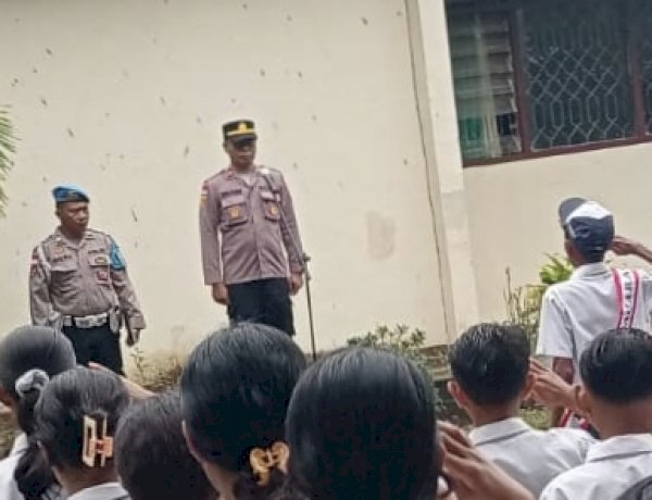 Polsek Kewapante dan Nelle Polres Sikka Gelorakan Disiplin, Anti-Bullying, dan Perang terhadap Narkoba dari Lapangan Apel Sekolah