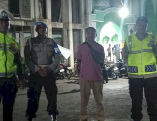 Dari Perumnas hingga Wuring, Propam Polres Sikka Polda NTT Pastikan Kekuatan Pengamanan Tarawih Utuh dan Siap