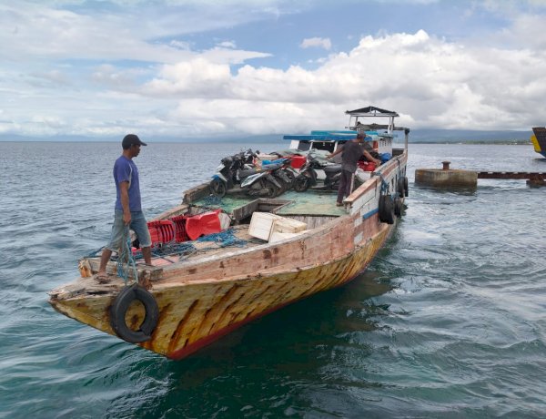 Kapal Penumpang Pemana KM. Wismawati II Bocor, Otoritas Pelabuhan Larang Angkut Penumpang