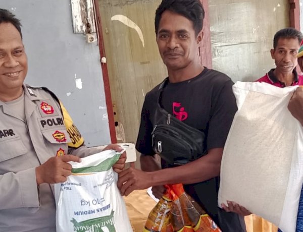 Warga Beru–Wairotang Sikka Tersenyum, Bantuan Pangan Disalurkan; Bhabinkamtibmas Sisipkan Pesan Kamtibmas dan Layanan 110