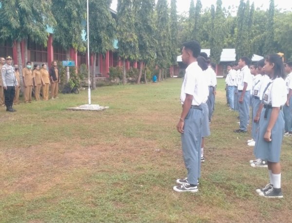 Waka Polsek Alok Jadi Pembina Apel di SMKS Budi Luhur, Tegaskan Bahaya Kenakalan Remaja