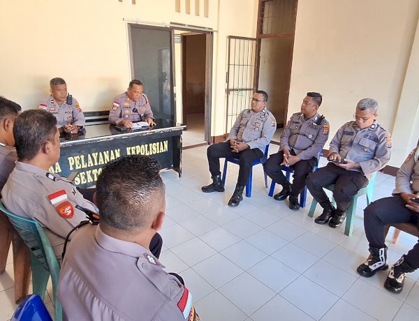 Anev Polsek Alok Polres Sikka: Disiplin Diperketat, Integritas Diuji, Pelayanan Masyarakat Jadi Prioritas Utama