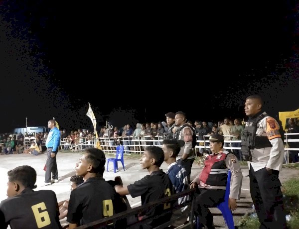 Riuh Semi Final Samador Cup Membara, Kabag Ops Polres Sikka Pimpin Langsung Pengamanan di Lapangan
