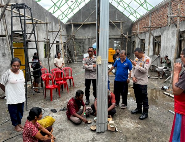 Seng Pertama, Harapan Baru: Kapolres Sikka Tandai Renovasi Gereja St. Nikolaus Daranatar”