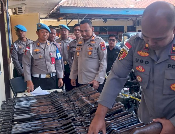 Tim Bidpropam Polda NTT Periksa Senjata Api Organik dan Amunisi di Polres Sikka, Pengawasan Diperketat Demi Profesionalisme Personel