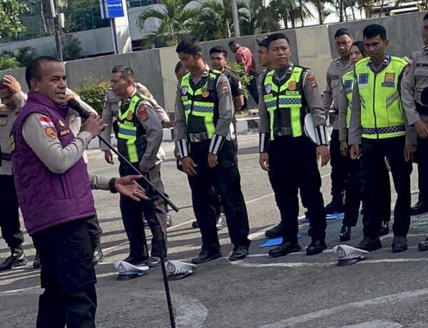 “Jiwa yang Tenang, Pengabdian yang Kuat: Terapi USEFT Massal Warnai Hari Bhayangkara ke-80 di Polres Sikka”.
