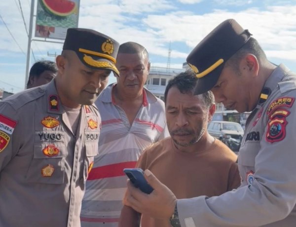 Call Center 110 Hadir untuk Masyarakat, Wakapolres Sikka Gencarkan Edukasi Pelayanan Publik