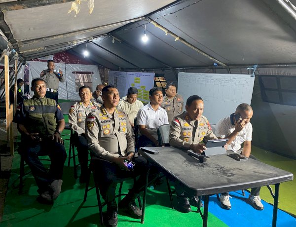 “Humas Polres Sikka Bergerak: Mata dan Telinga yang Mengawal serta Menyajikan Informasi dari Jantung Pengungsian”